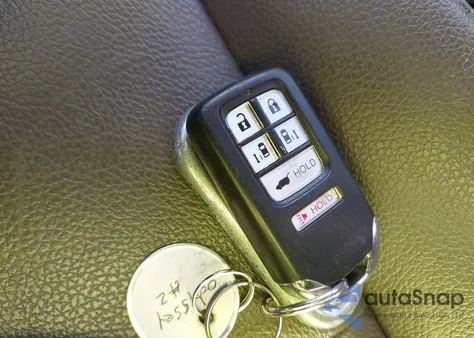 2014 Honda Odyssey Touring/Touring Elite z USA, uszkodzony, nr VIN 5FNRL5H99EB131418